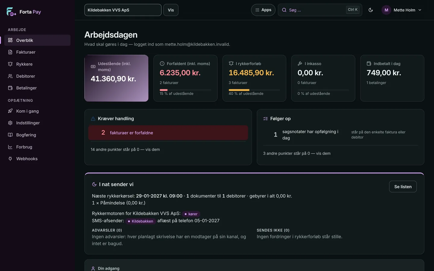 Overblikket i mørk tilstand.